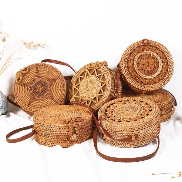 

20x8cm circle handwoven women messenger bags round retro rattan straw beach crossbody bag good quality bolsa masculina j190704