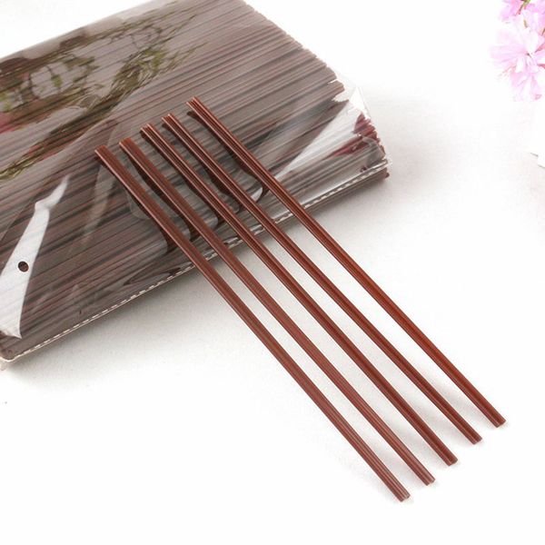 

экологичный 500pcs / set одноразовые кофе соломка питьевой пластиковые соломинки два отверстия для приготовления горячих напитков перемешива