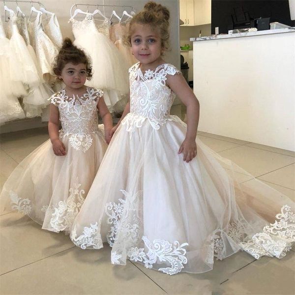 

2020 glitz boho lace flower girls dresses sheer neck cap sleeves appliques tulle wedding girls pageant dresses party dress for teens bc2407, White;blue