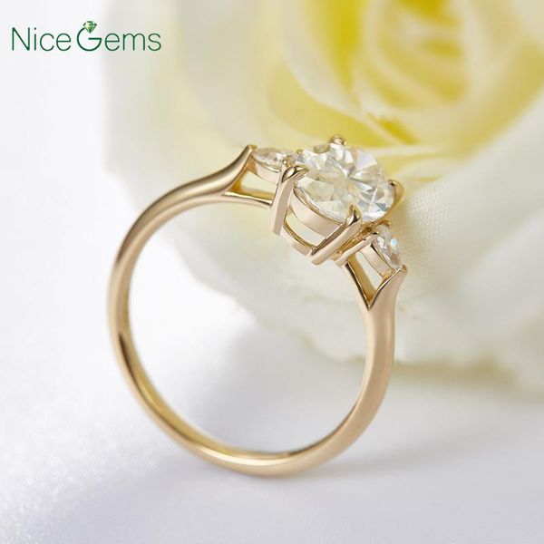

14k yellow gold center 1,5 овальная форма из трех камней муассанит обручальное кольцо с грушевидные акценты романтический коготь зубец, Golden;silver
