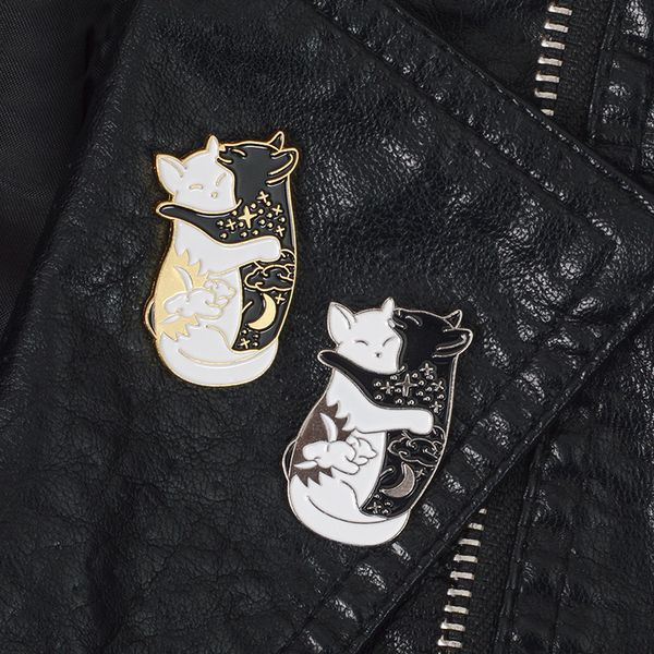 

hugging cats brooches badges hard enamel pins backpack bag hat leather jackets fashion accessory cat jewelry, Gray