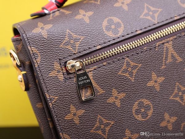 

2019 new women handbags single-shoulder bag travel package shopping bag m43984 m43984 t1a4