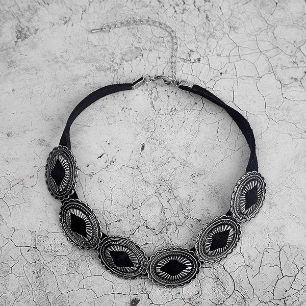 

women punk wind antique silver black suede collar. short necklaces of female clavicle neck