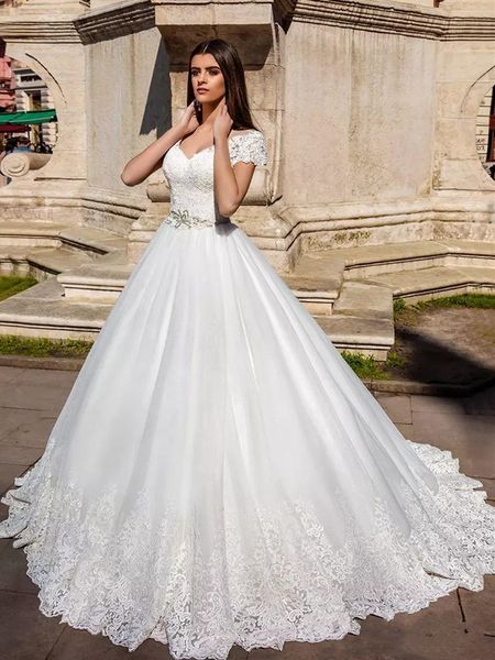

vintage royal princess wedding dresses cap sleeve v neck crytals beading waist lace tulle bridal gowns custom made plus size 2020, White