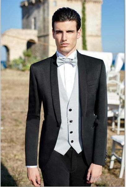 Nuovo nuovo design One Button Smoking dello sposo nero Groomsmen Collo a scialle Abiti da uomo Abiti da uomo Blazer da uomo (giacca + pantaloni + gilet + cravatta) 1058