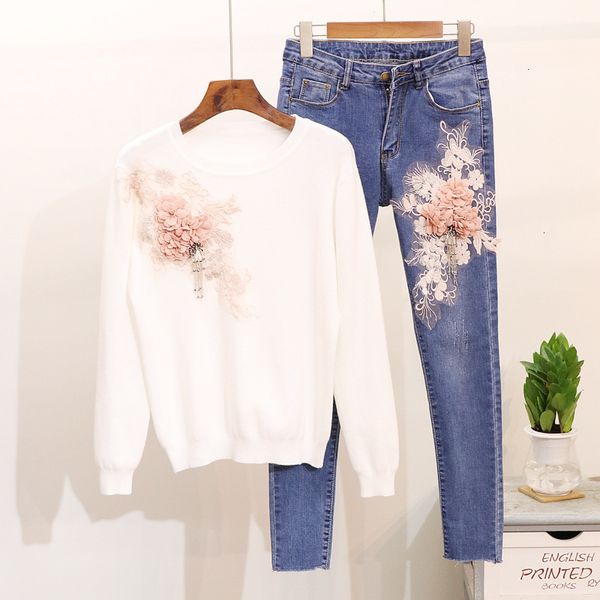 

station european autumn women bead embroidered 3d flowers long sleeved sweater pencil jeans 2pcs suits drop shipping, White