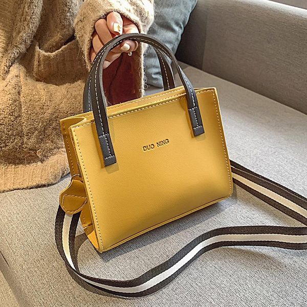 

small bag woman 2019pu, joker package student leisure time handbag single shoulder messenger concise package