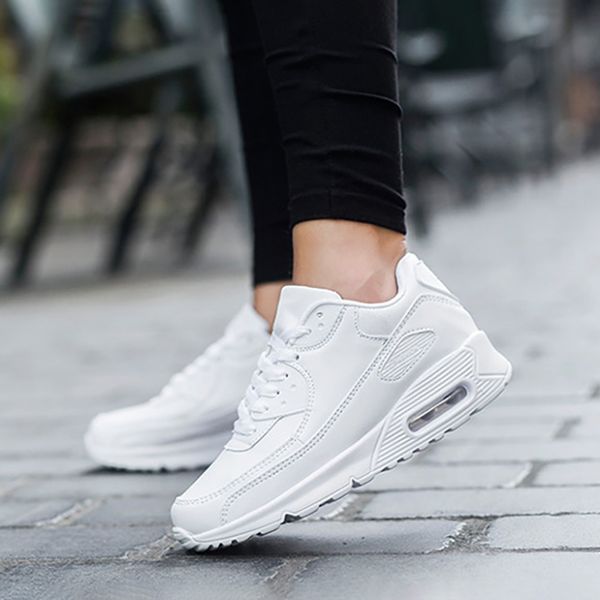 

outdoor women running sneakers men sport footwear fitness breathable man running shoes 2020 female jogging walking sneakers