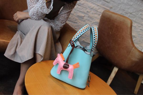 

classic designer women handbags strap shoulder bags mini genuine leather shopping bags lock small purse tote with horse pendant hipping