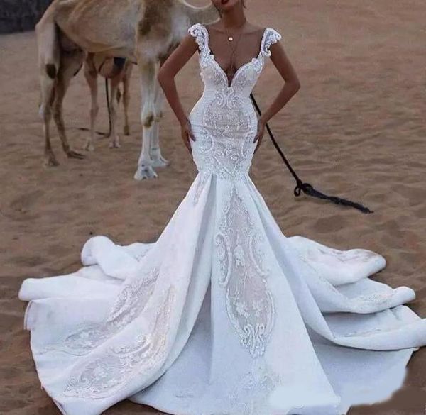 

2020 deep v neck mermaid wedding dresses lace appliqued bridal gowns satin long vestidos de noche court train, White