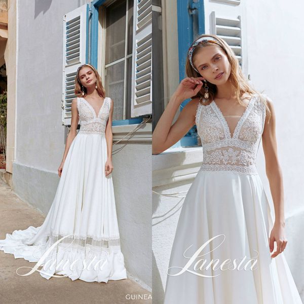 

2019 bohemian wedding dresses lace appliqued a line v neck sweep train boho wedding dress hollow custom made country summer bridal gowns, White