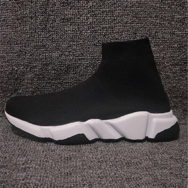 

2019 designer socks shoes fashion luxury men women sneakers speed trainer black white blue pink glitter mens trainers casual shoe runner cs9