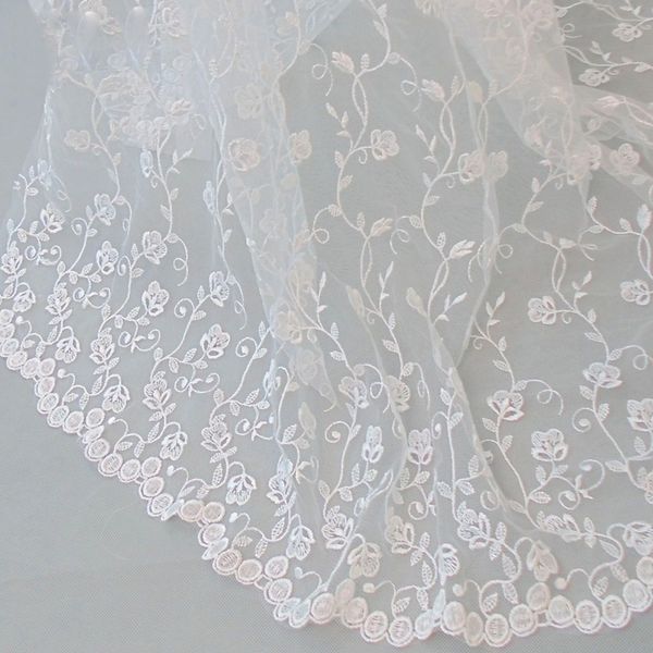 

5yards fashion wedding dress lace fabrics embroidery cloth chantilly french guipure tulle white lace fabric wedding party dress, Pink;blue