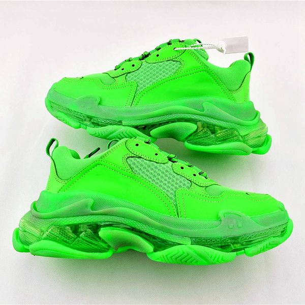 

2020 Париж 17FW Тройных кроссовок мужских Женщины Повседневная обувь Тройной S Clear Подошва Белой Черный Зеленый Vintage платформа Открытого спорт папа обувь