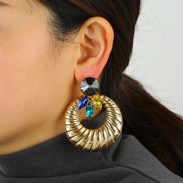 

цветные нерегулярные циркон серьги европейский и американский стиль темперамент ретро цвет вырез серьги геометрические серьги аксессуар, Golden