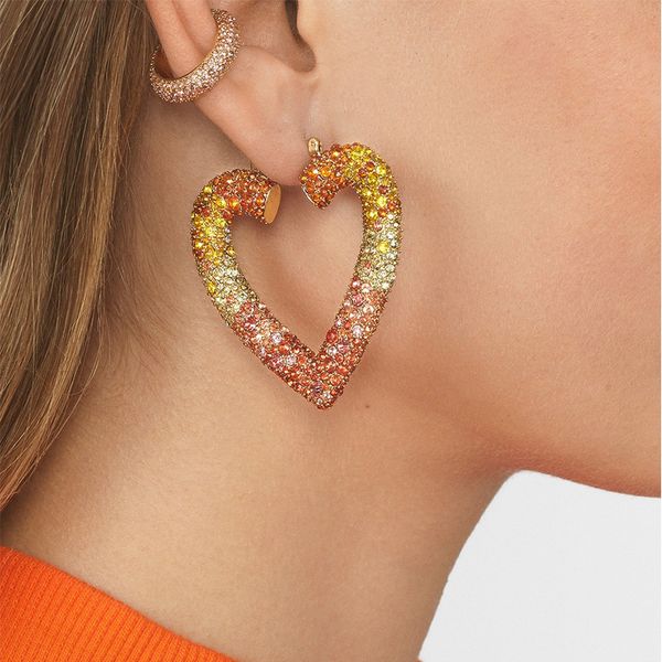 

new trendy fashion luxury designer sparkle colorful diamond rhinestone cute lovely heart stud earrings for woman, Golden;silver