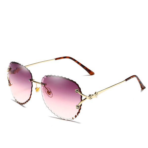 

new popular designer polarized sunglasses for women fashion wave cut edge metal frame personality light glasses, White;black