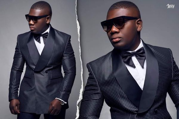 

fashionable black groom tuxedos,handsome slim fit men wedding groomsmen business party prom suits (jacket+pants+tie) w:688, Black;gray