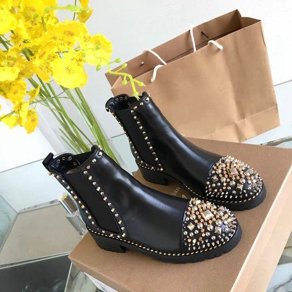 

2020fashion designer women boots red bottoms women boot girls designer luxury shoes with studded spikes party boots winter shoes, Black
