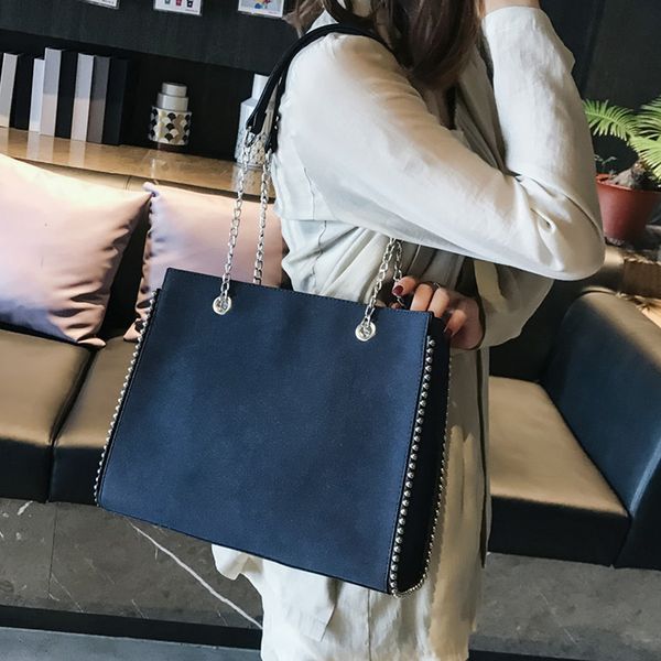 

large-capacity women's handbags fashion rivet chain women shoulder bags simple pu leather solid purses ladies commuter tote bags