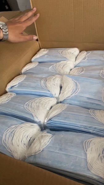 

50pcs layers disposable masks salon anti-dust face mask with ear loop nov99