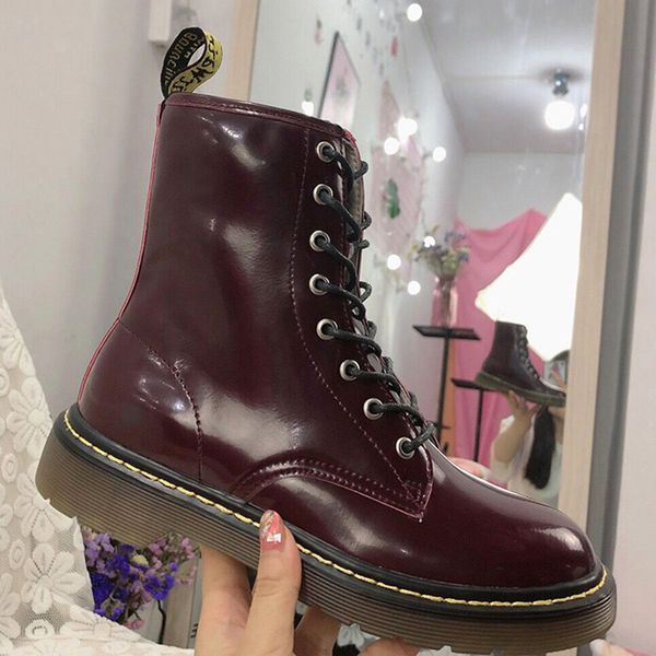 

martin bootsdr.martens female british wind 2019 new autumn wild thick bottom winter plus velvet fashionable tide net red booties, Black
