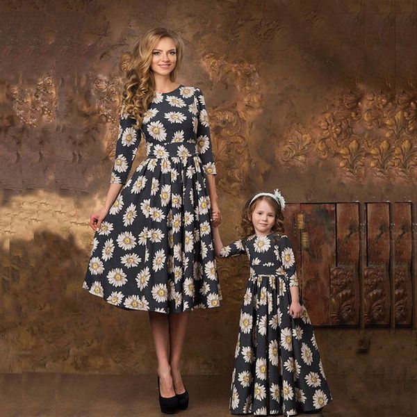 

семья соответствующие одежды baby girl одежда мама меня летнее платье мать дочь платья печати цветочные мода дети vestido, Blue
