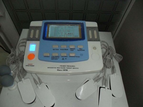 

Low frequency 9 channel clinic u e ultra ound medical device ten em la er infrared heating with eye foot ma ager ea vf29