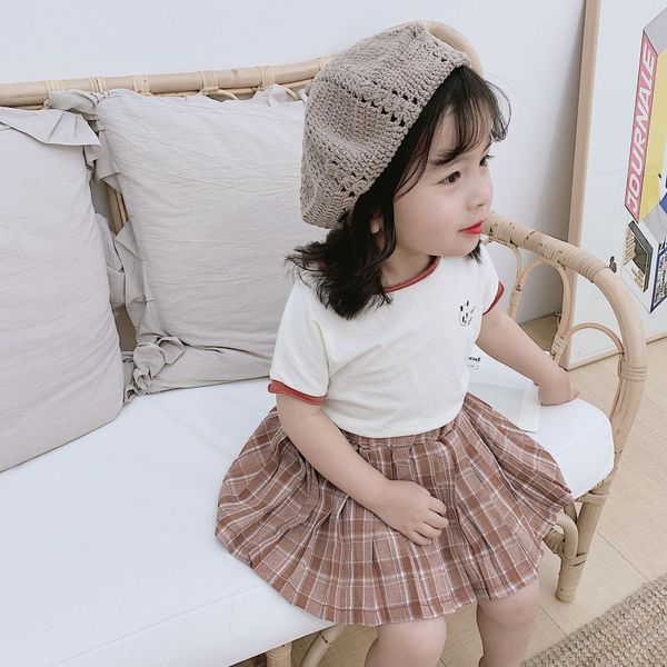 

girl summer casual clothing set kid t shrit pleated plaid skirt sets girls printed with pattern summer new arrival child clothing, White