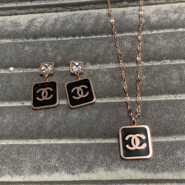 

Deluxe new brand de igner large black diamond letter long necklace jewelry gold ro e ilver pendant for girl women wedding gift, Silver