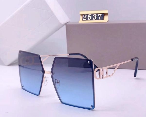 

new driving vintage fashion designer sports outdoor men womens luxury sunglasses famous sunglasses cd2537 with cases glasses box an odqg, White;black