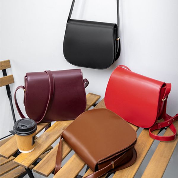 

ladies shoulder bag spring bag women 2020 new fashion retro saddle messenger