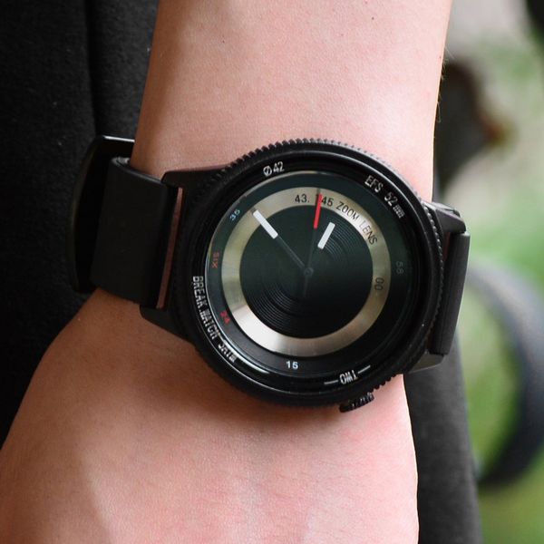 

t45 luxury men watch fashion casual sports watch waterproof creative dial quartz camera pgrapher cool, Slivery;brown