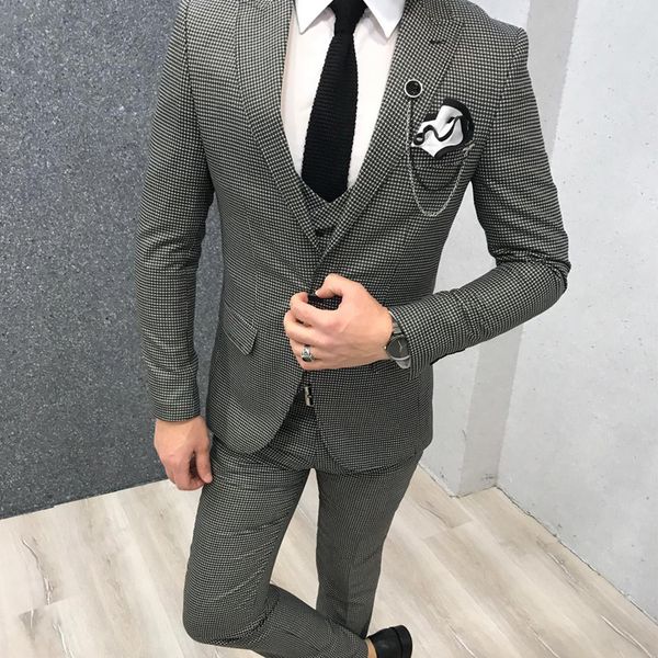 Clássico Preto E Branco Xadrez Do Noivo Do Casamento Smoking Slim Fit 3 Peças Xale Lapela Mens Calças Ternos de Alta Qualidade Designer de Jaquetas