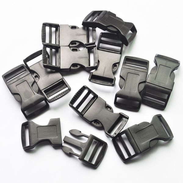 

50 - 5/8" economy contoured side release plastic buckles, Black