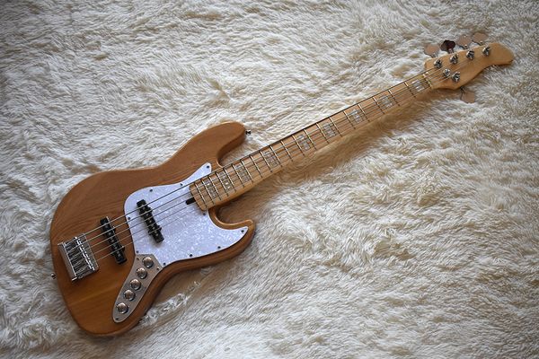 

Factory natural wood color electric ba guitar with 5 tring white pearl pickguard chrome hardware can be cu tomized