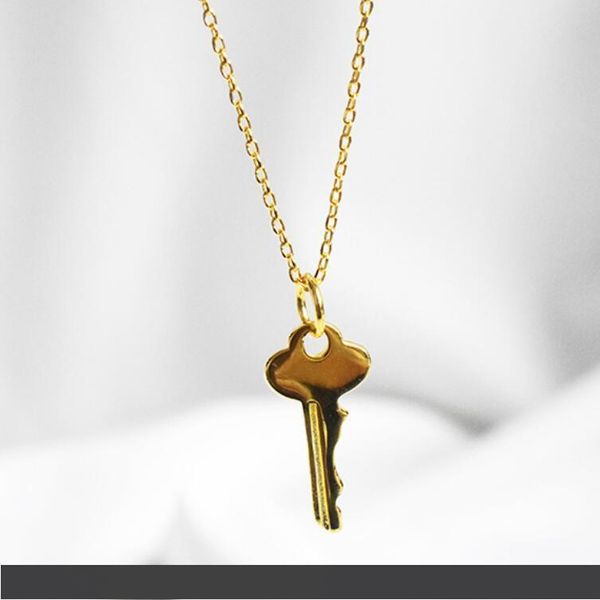 

роскошные ювелирные изделия стерлингового серебра s925 ключ ожерелье кулон chic простой ожерелье колье для женщин горячей моды, Silver