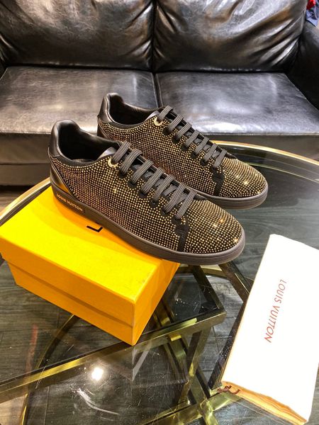 

fast delivery new style high-end luxury men's casual sports shoes fashion brand autumn and winter shoes star diamond embellished upper, Black