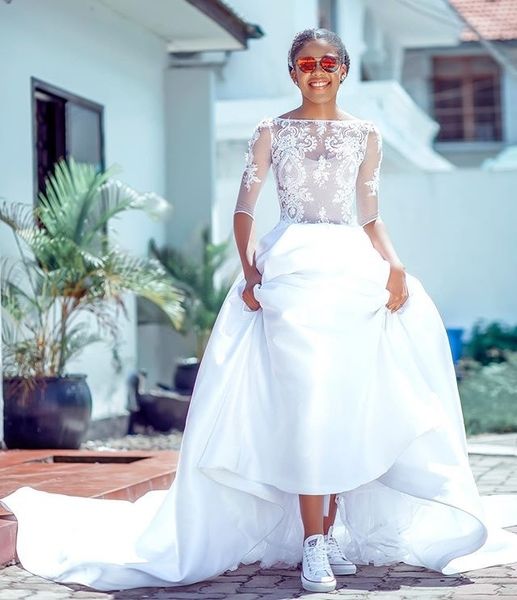 

1/2 tulle sleeve white wedding dresses african bridal wedding gowns scoop a-line satin skirt counrty wedding party dresses