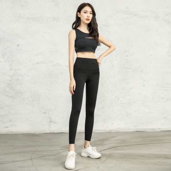 

women's designer yoga pants barbie pants in high-waisted plastic belly lifting sweatpants new quick dry legging