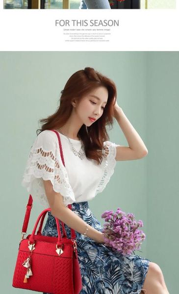 

women's bag 2020 new women's handbag large capacity middle-aged one shoulder messenger bag