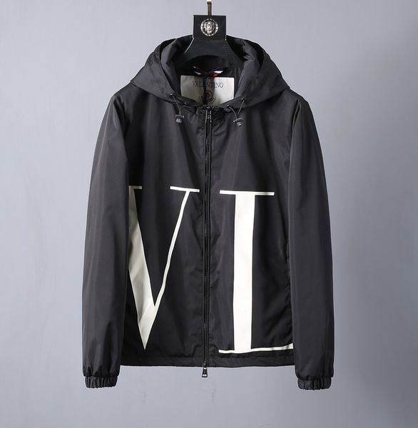 

2019 autumn and winter new fashion men jackets original design and perfect quality men's coat fashionable and comfortable y558, Black;brown
