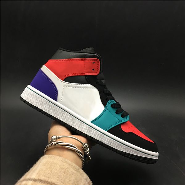 

colorful 1 basketball shoes 1s new designer fashion streets sports shoes mens women trainer trainer sneakers high quality