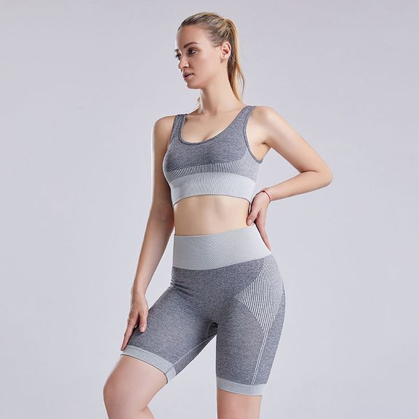 

seamless yoga set women workout clothes padded sports bra+high waist gym shorts 2 piece set women sportwear fitness clothing, White;red
