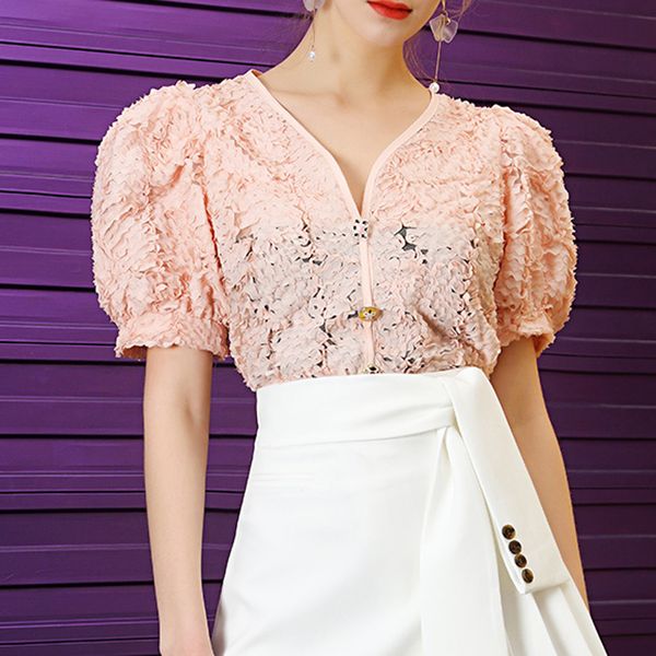 

2020 new summer embroidery lace v-neck short-sleeved blouses fashion elegant all-match fresh loose chiffon shirt, White