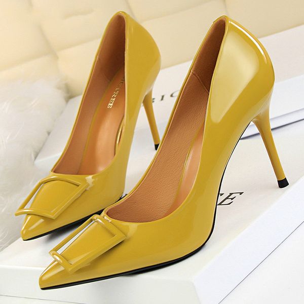 

women pumps new kitten heels spring high heels women shoes patent leather ladies shoes wedding stiletto 362, Black