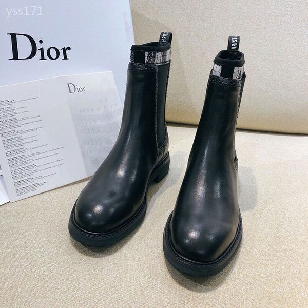 

2019 high grade autumn and winter new flat bottom women's boots leather europe and america boots luxury martin boots women's boot, Black
