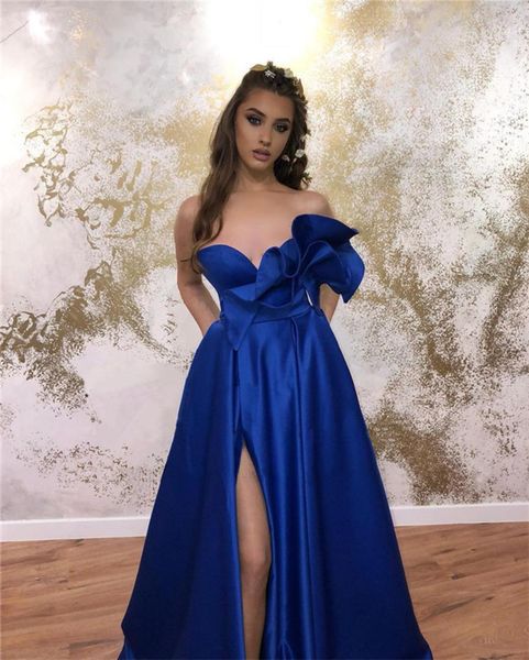 

2020 long satin off shoulder prom dresses with pockets sleeveless corset back high split formal evening wedding party gowns, White;black