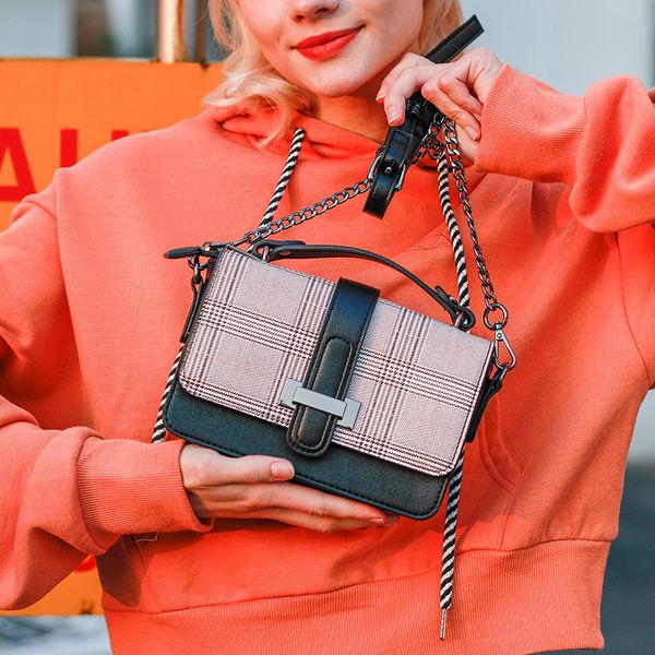 

2020 fashion small bag new foreign style slanting women bag universal business small square shoulder