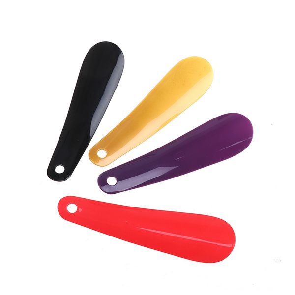 

1pc/2pcs random colorful plastic shoehorn 16cm professional flexible shoe lifter shoe horns spoon shoes accessories, White;pink